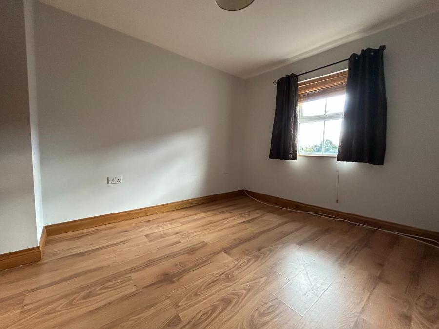 10 Tullyreagh Road 10 Tullyreagh Road