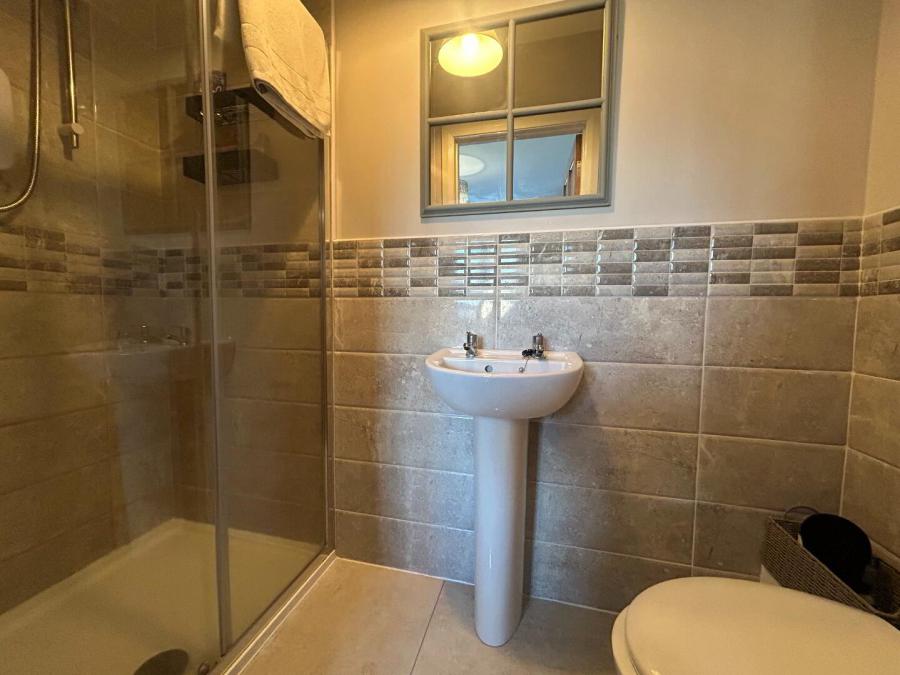 16 Westminster Court