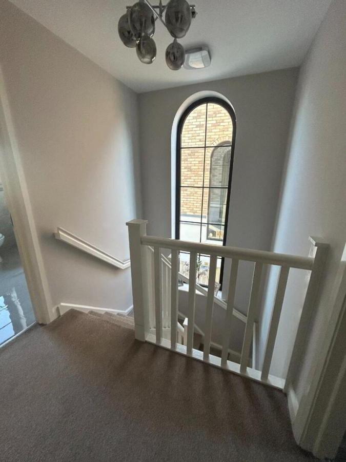 16 Westminster Court