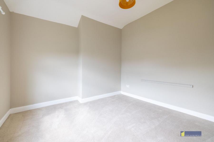 8 Lower Chanterhill Road