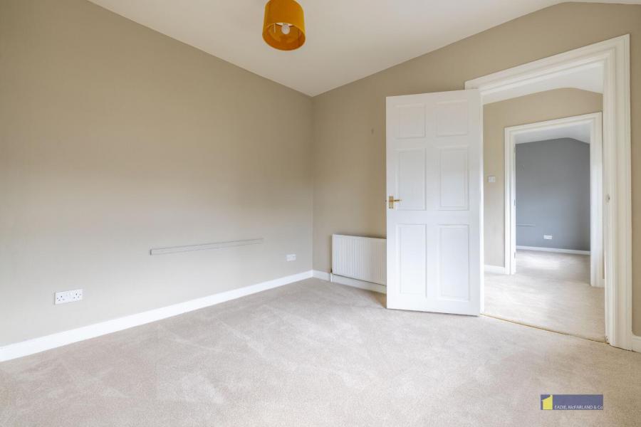 8 Lower Chanterhill Road