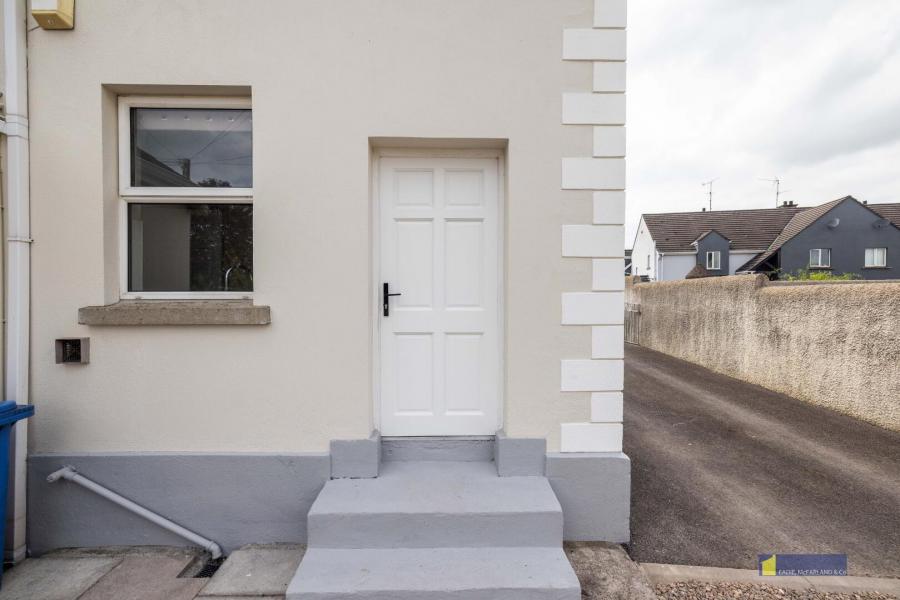 8 Lower Chanterhill Road