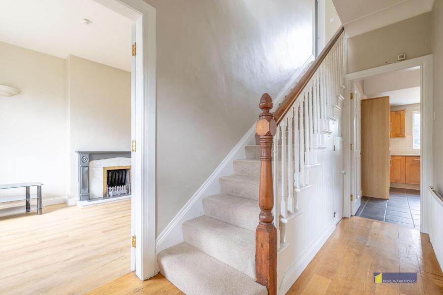 8 Lower Chanterhill Road