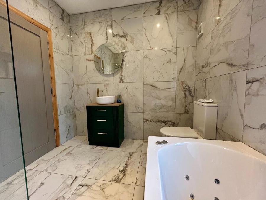 22 Castle Balfour Road