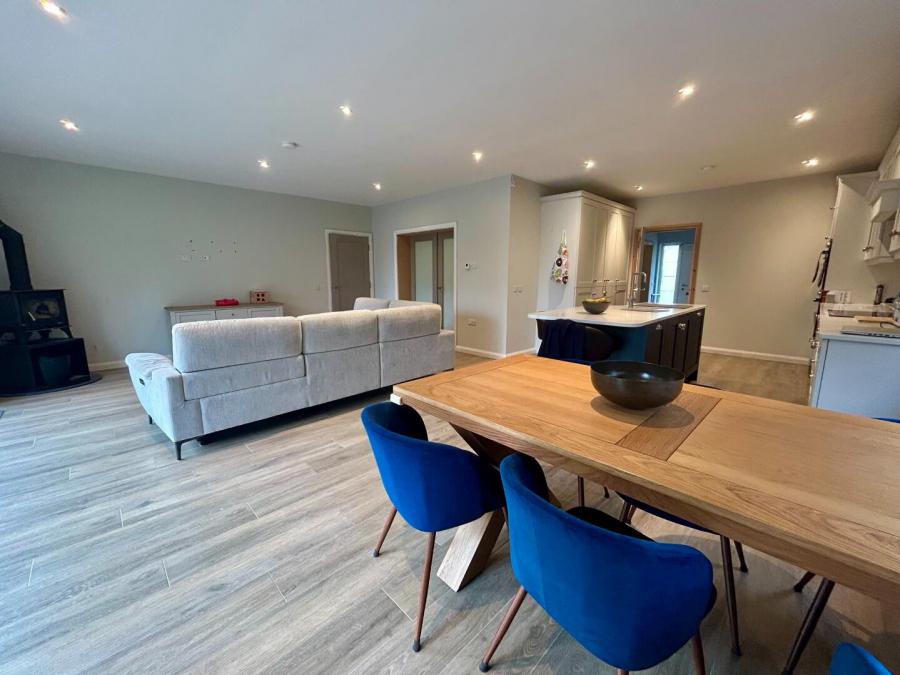 22 Castle Balfour Road