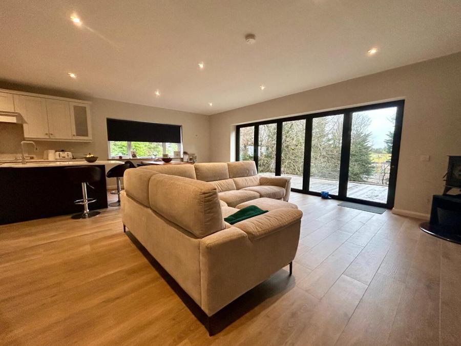 22 Castle Balfour Road