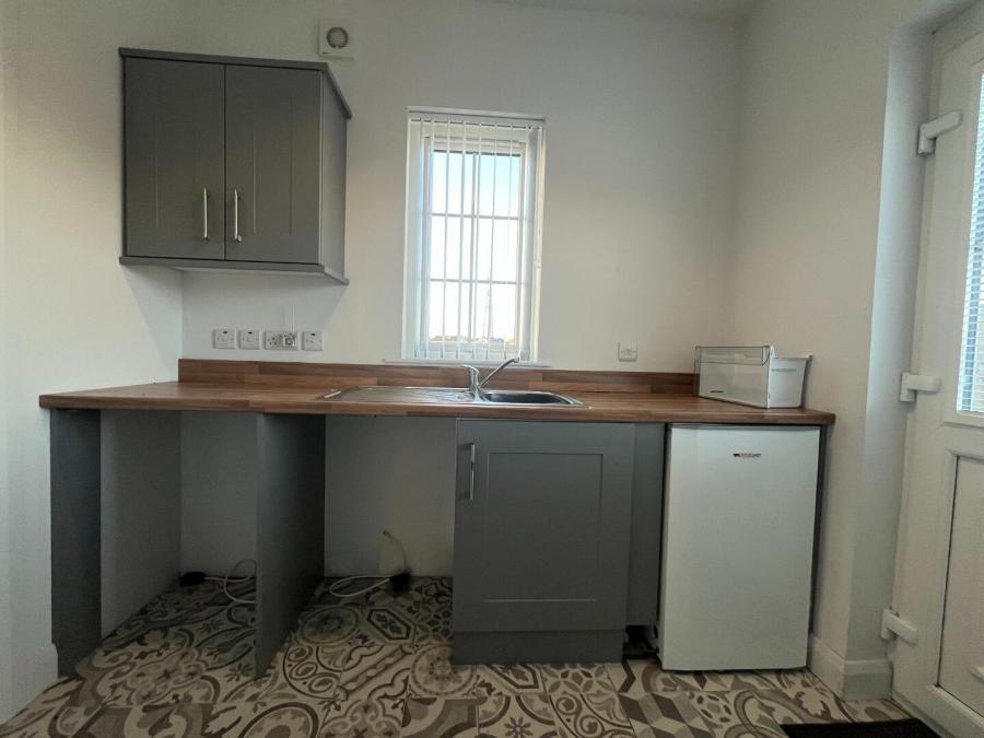 2 Cherrymount Avenue