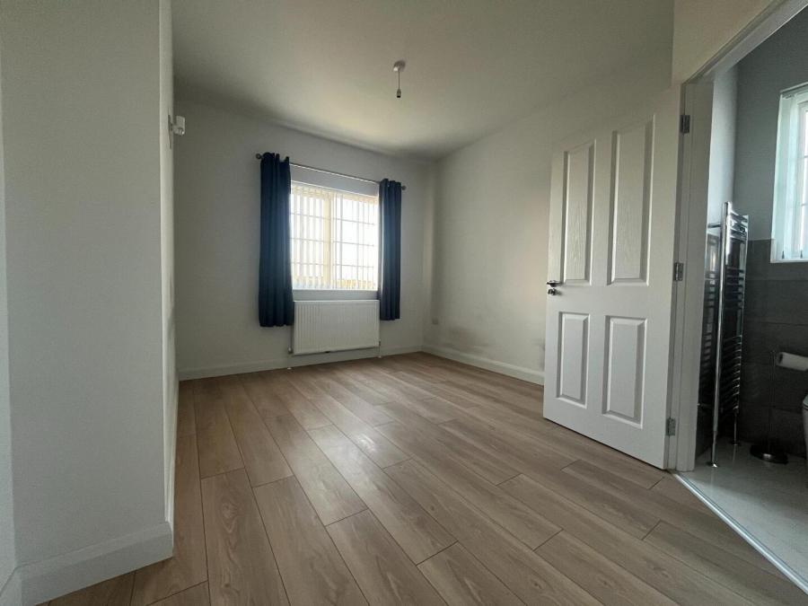 2 Cherrymount Avenue