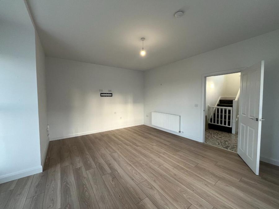 2 Cherrymount Avenue