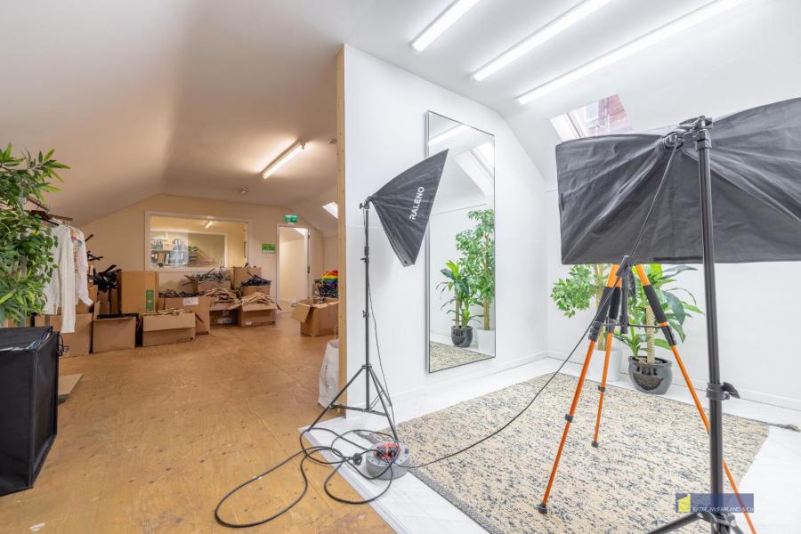 9-11 East Bridge Street