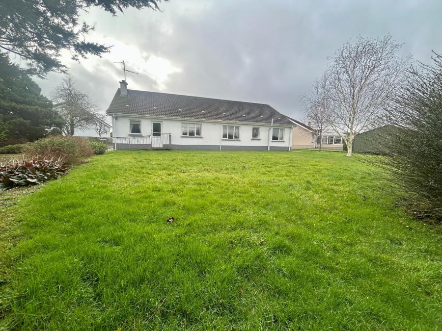 8 Rosscolban Meadows