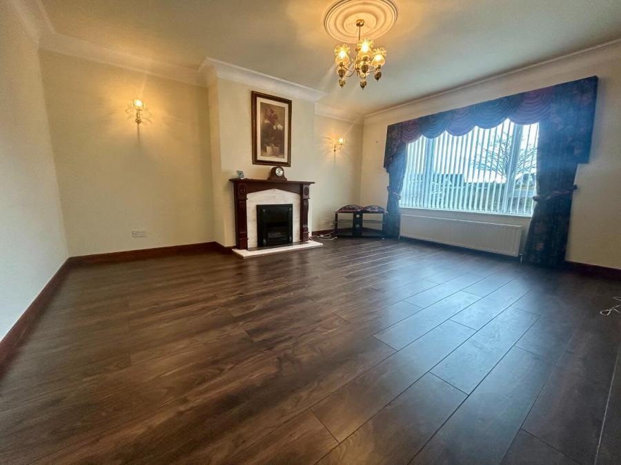 8 Rosscolban Meadows