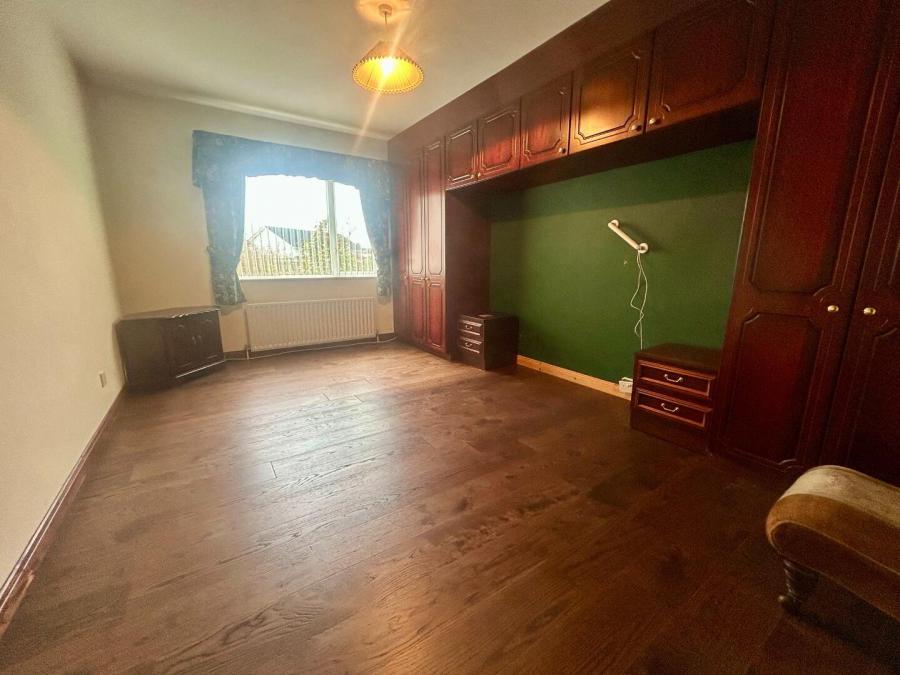 8 Rosscolban Meadows