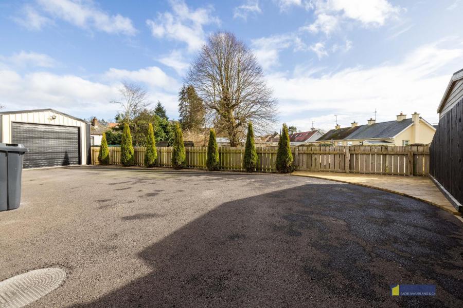 11 Dromore Road