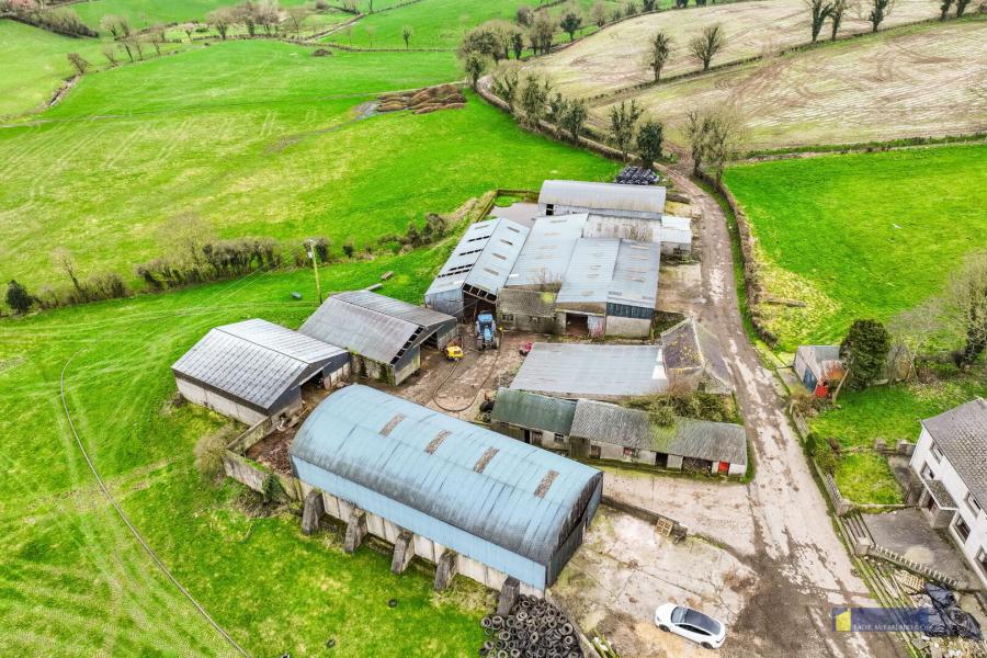 16 Creevekeeran Road