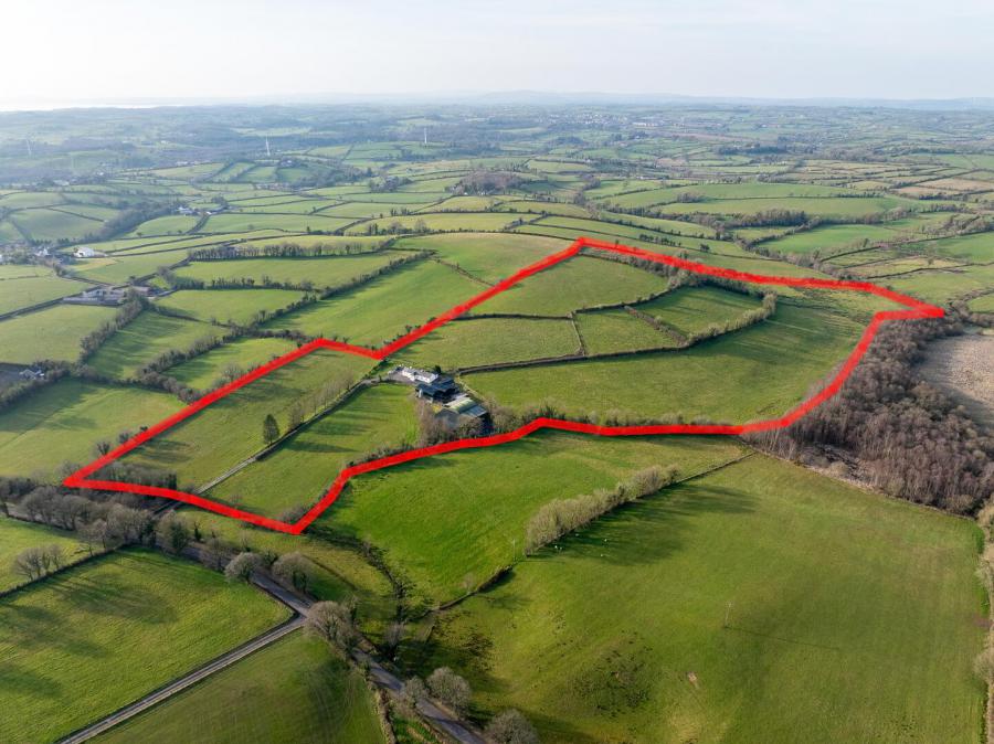 16 Dorneybridge Road