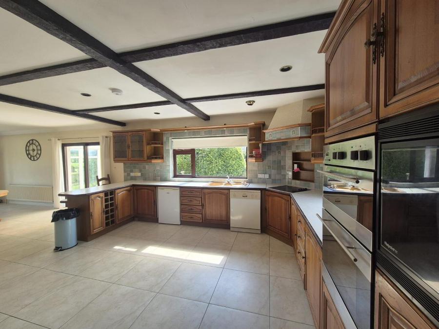 6 Pubble Road