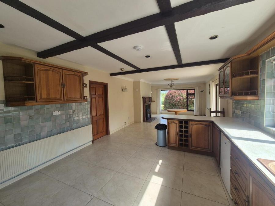 6 Pubble Road