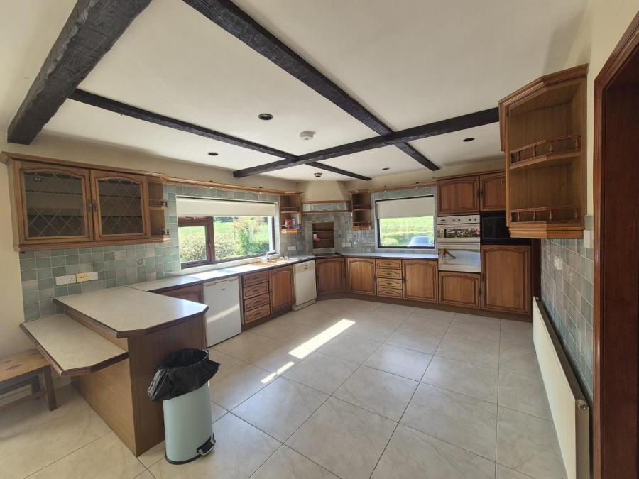 6 Pubble Road