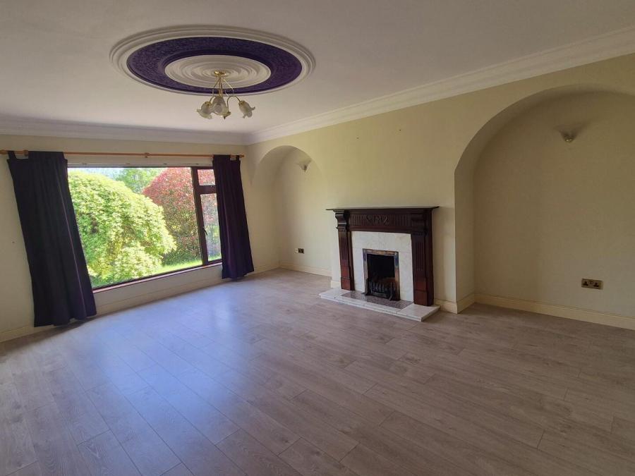 6 Pubble Road