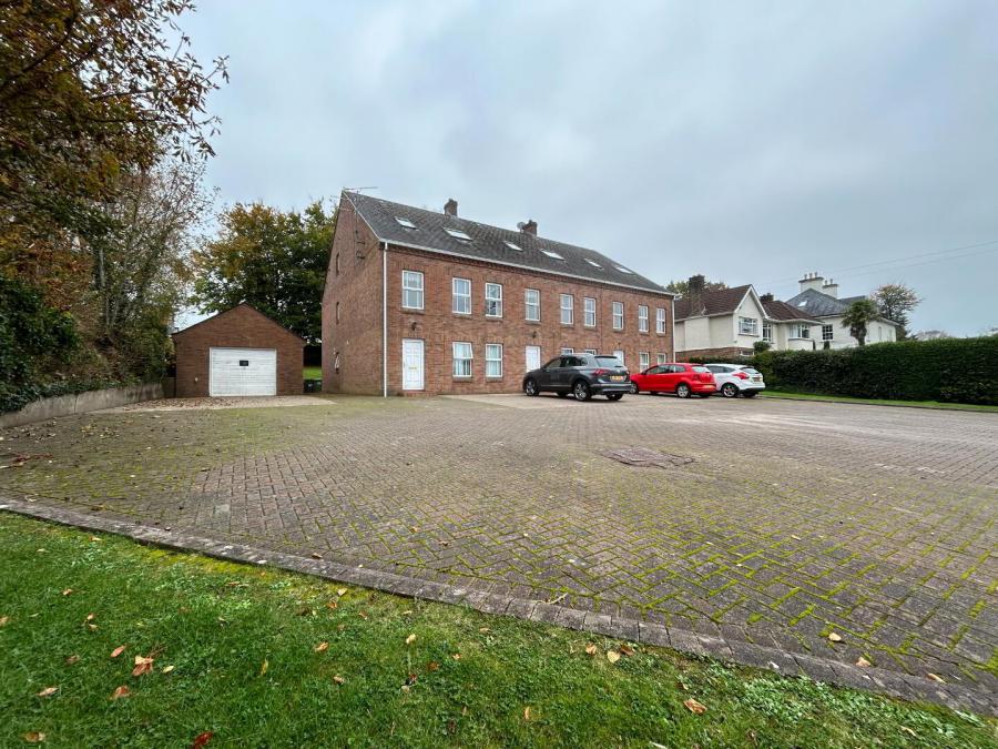 3c Chanterhill Lodge
