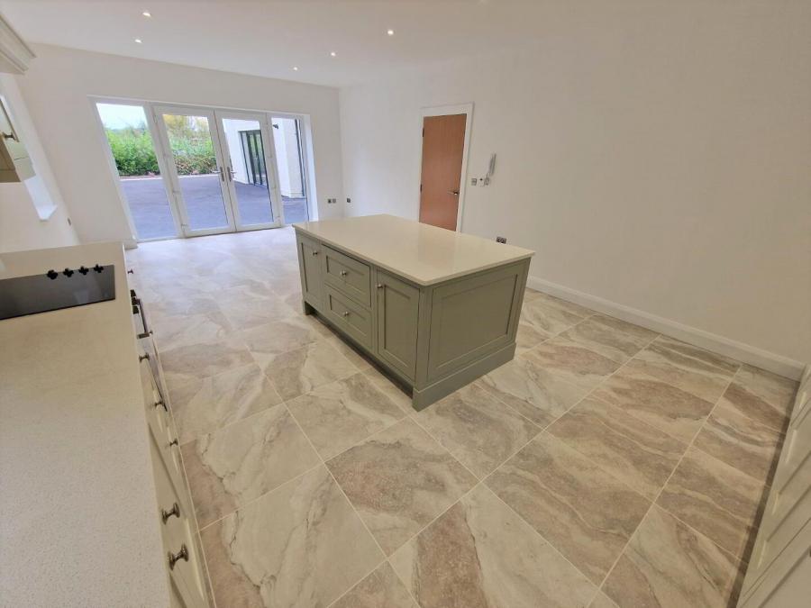 Station House Apartments, 3 Tempo Road