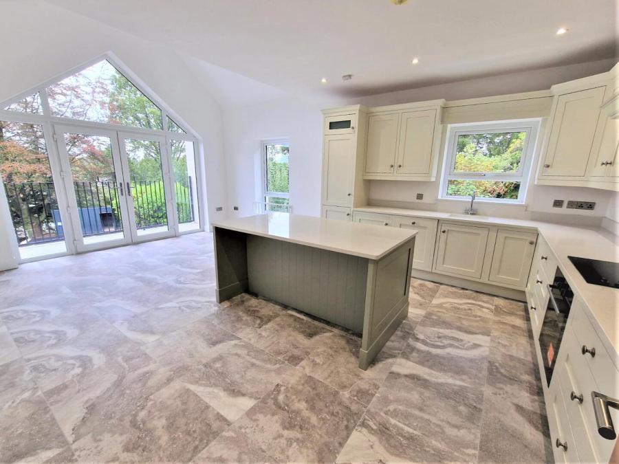 Station House Apartments, 3 Tempo Road