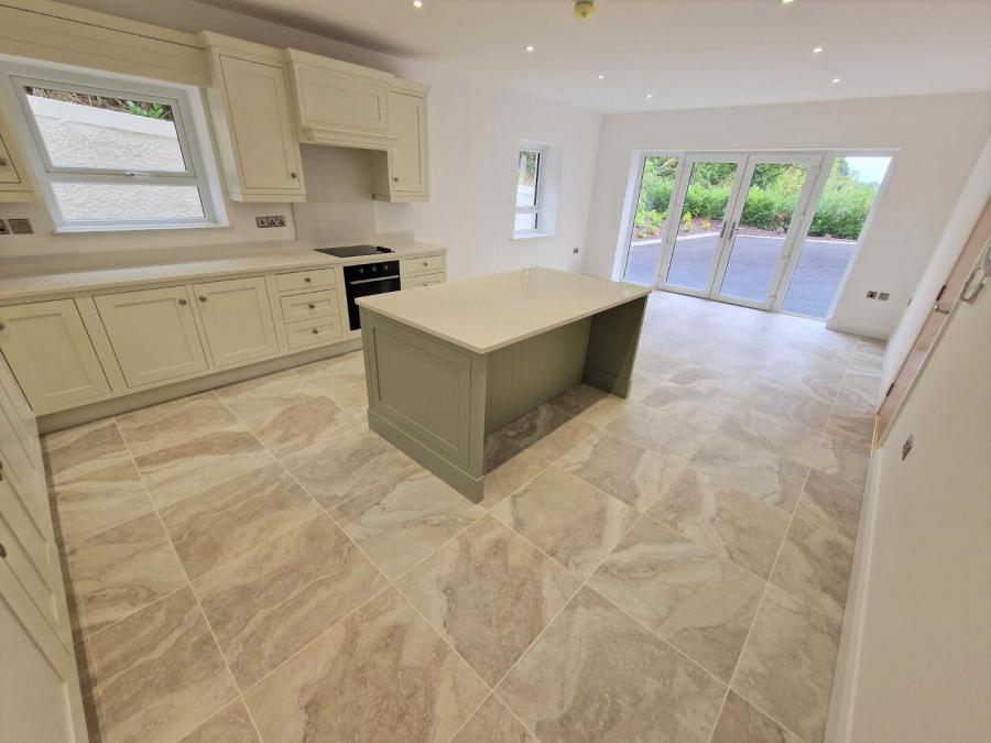 Station House Apartments, 4 Tempo Road