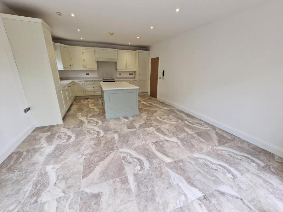 Station House Apartments, 4 Tempo Road