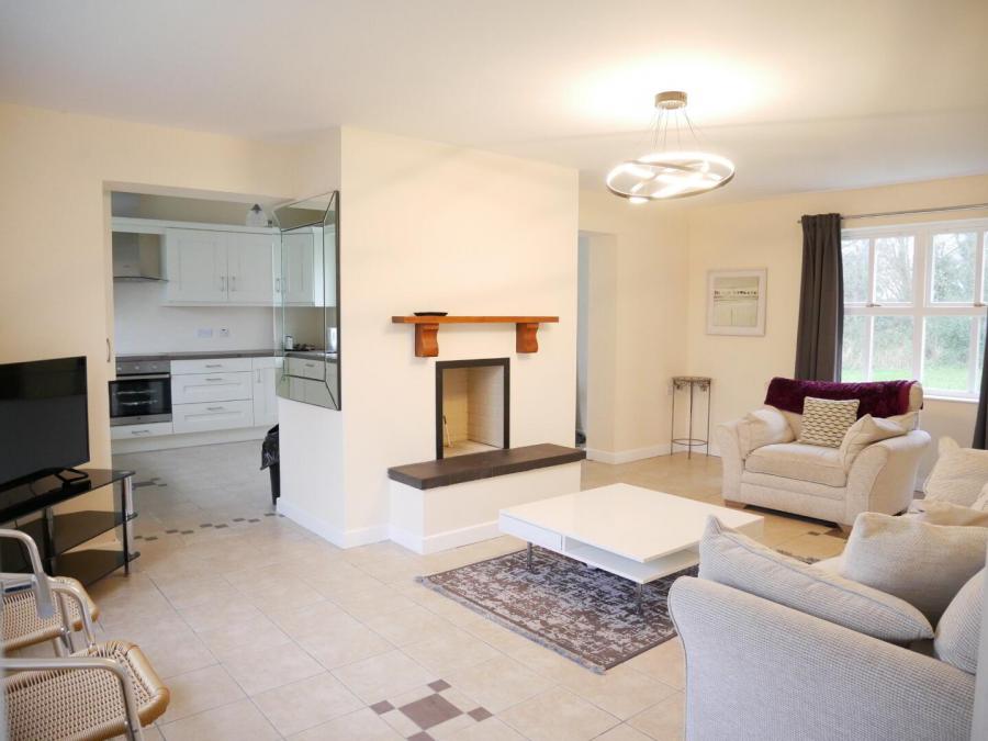 46 Kilmore Quay Cottages