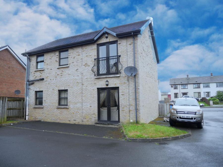 8 Station Court