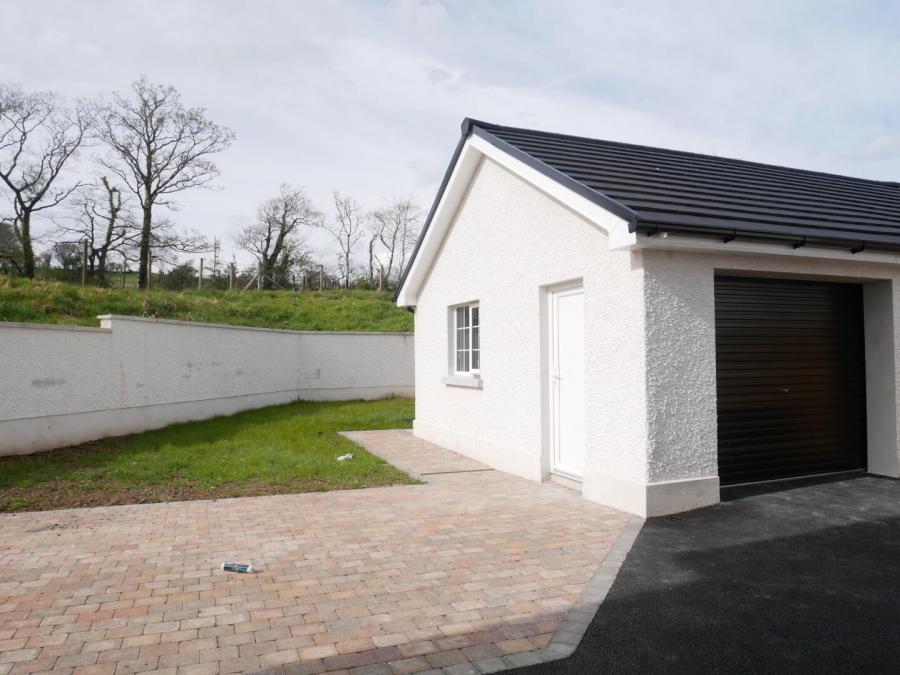 2, Baragh Oaks
