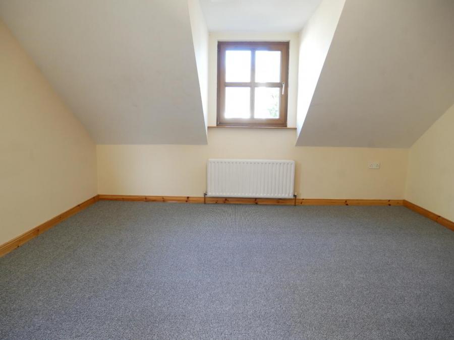 41 Rosscah View