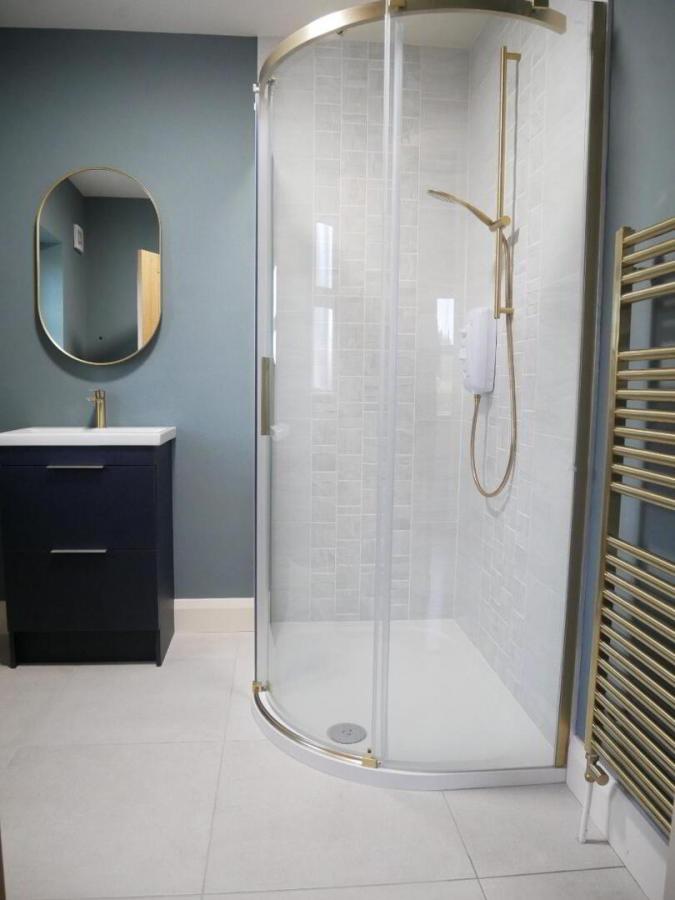1 Dovecote Way