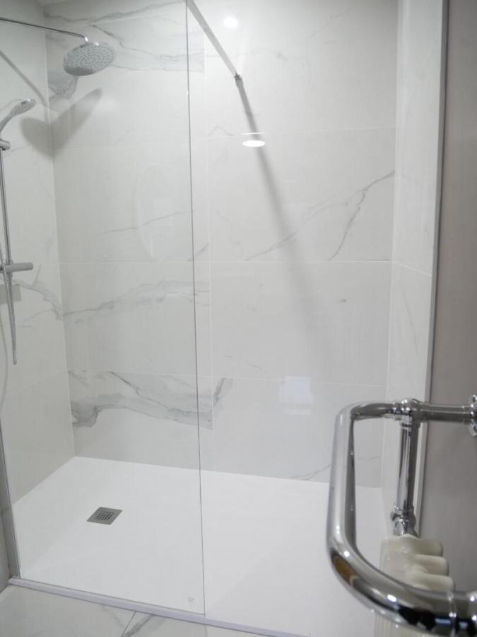 1 Dovecote Way