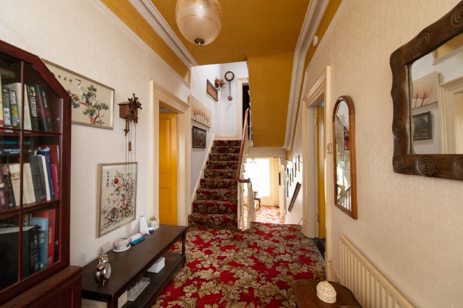 Lynnwood, Chichester Park Central