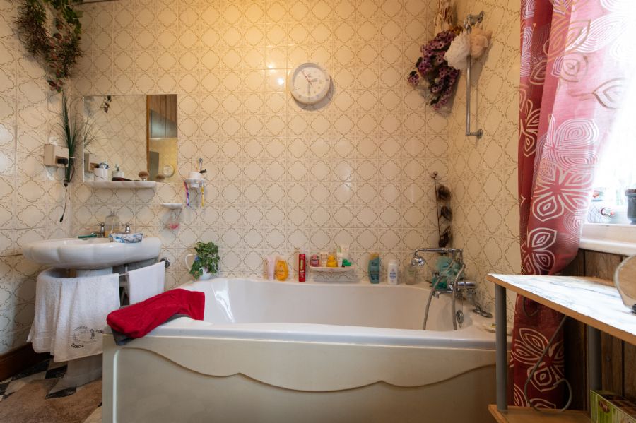 Lynnwood, Chichester Park Central