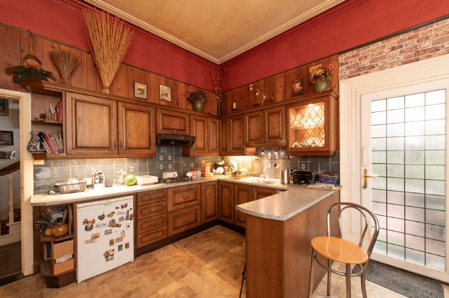 Lynnwood, Chichester Park Central