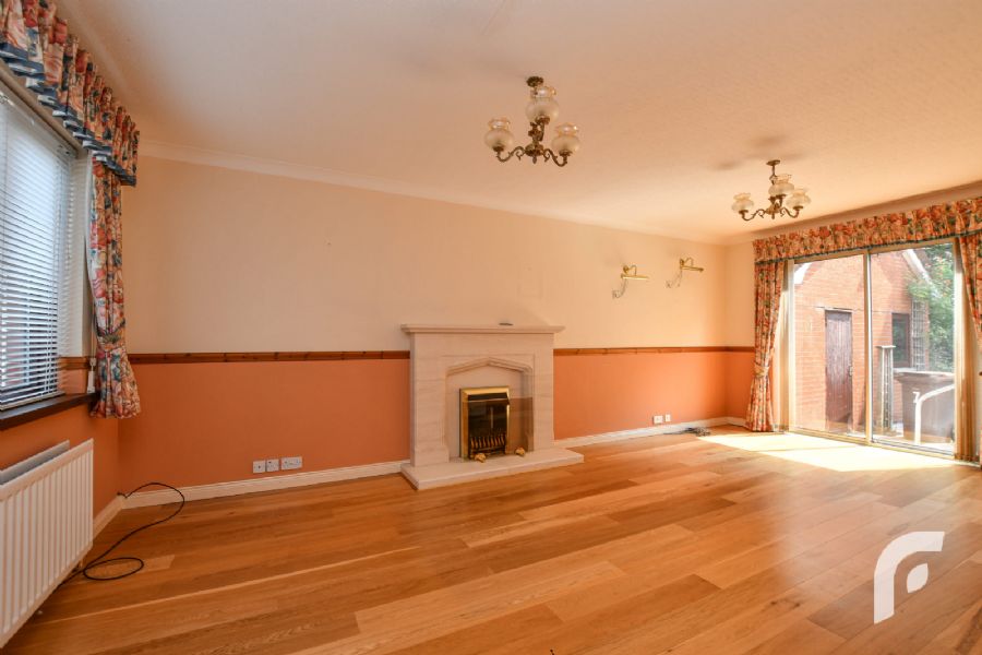 7 Jordanstown Heights