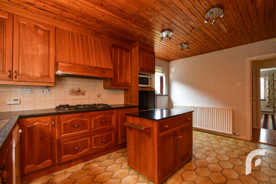 7 Jordanstown Heights