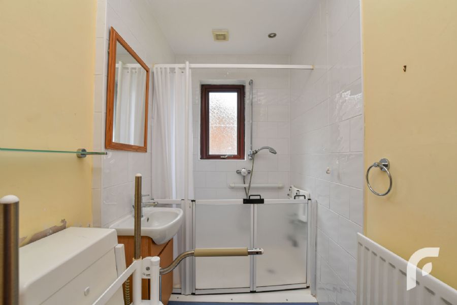 7 Jordanstown Heights