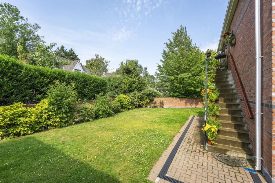 18 Rath Mor, 1A Stewartstown Avenue