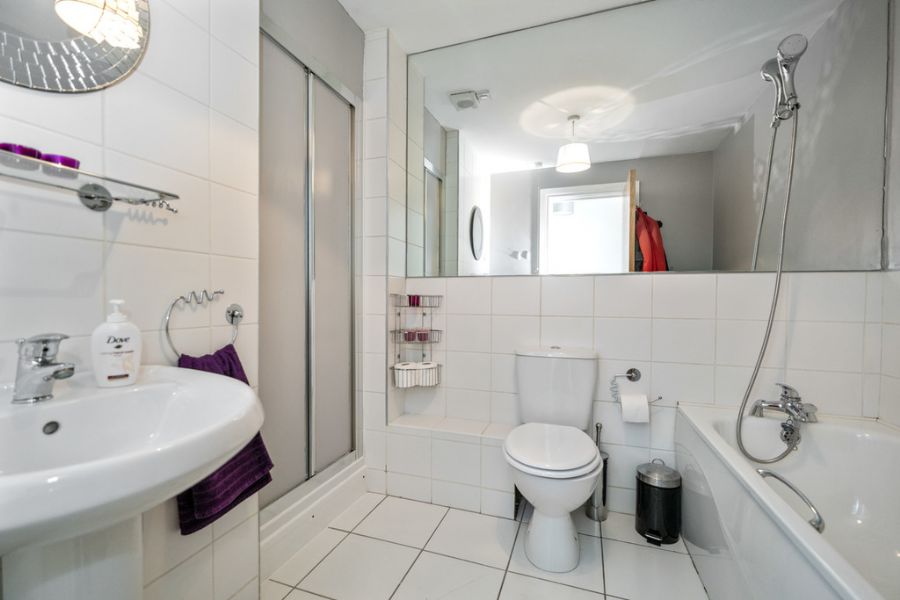 18 Rath Mor, 1A Stewartstown Avenue