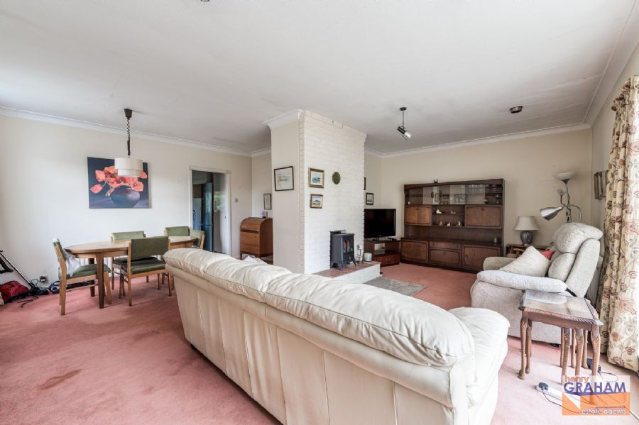 34 Thornleigh Drive