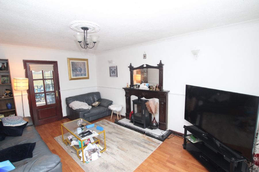 25 Dorchester Gardens