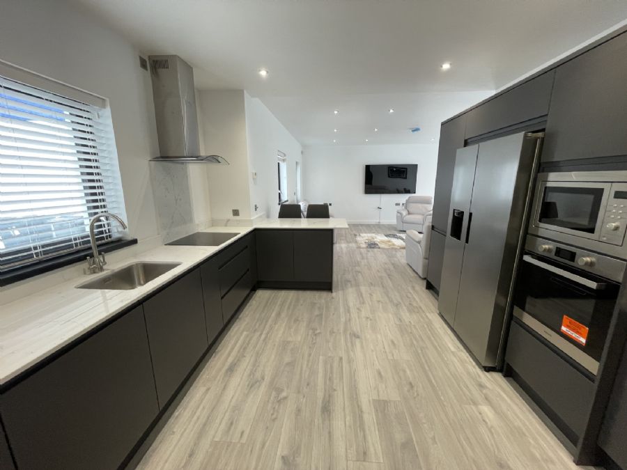 Comm And Resi Opp, 52 Tirbracken Road