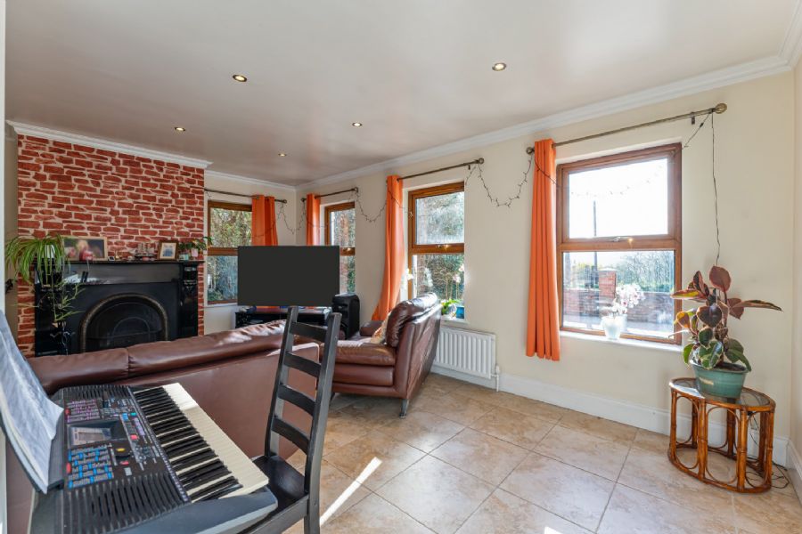1085 Crumlin Road