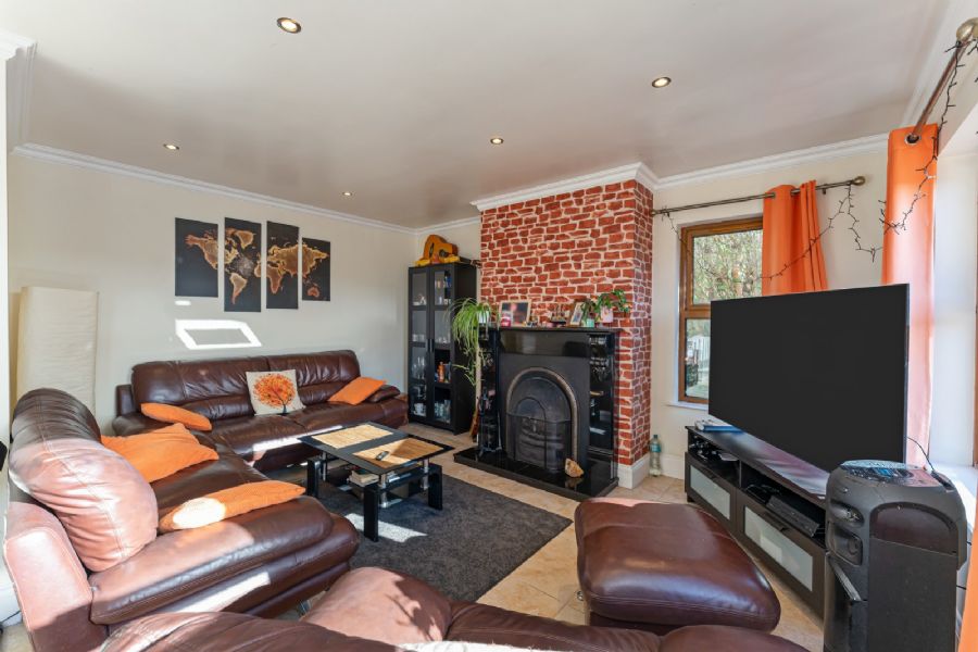 1085 Crumlin Road