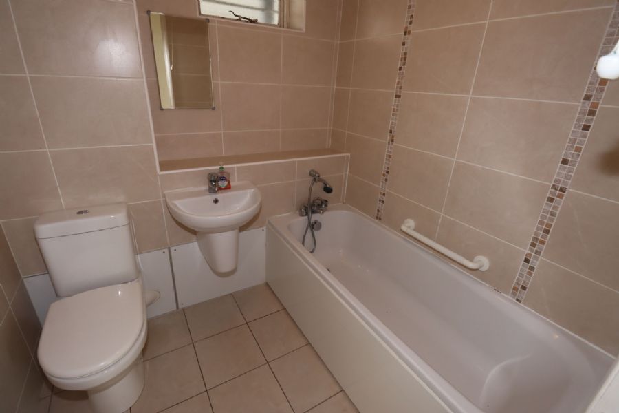 14d Beechwood House