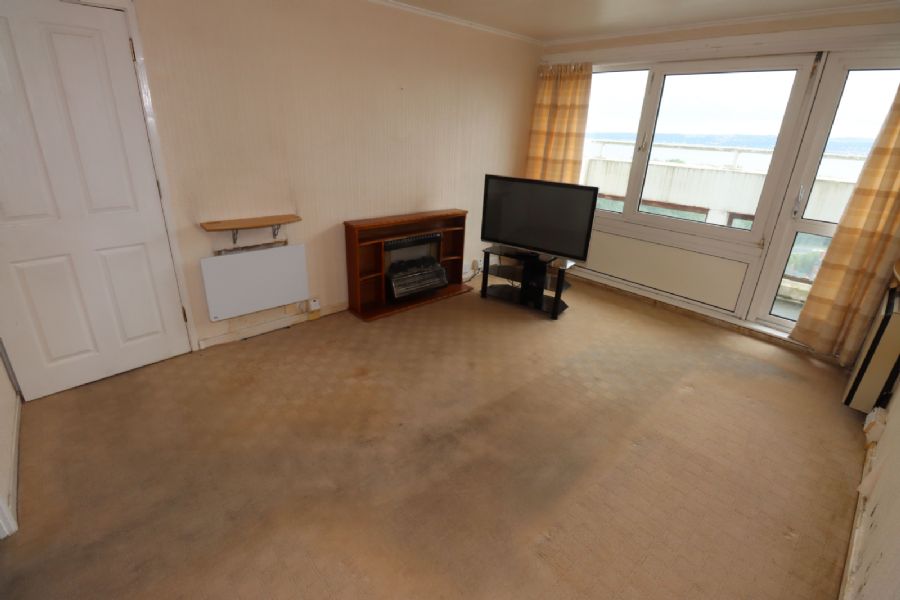 14d Beechwood House